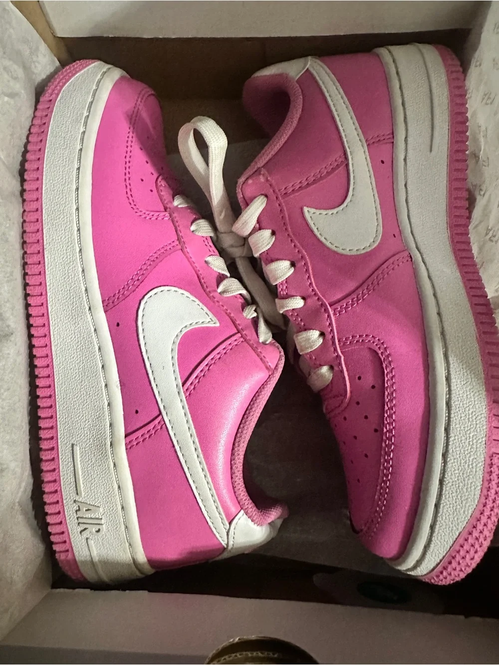 Nike Low-Top Sneakers Pink & White Colorblock